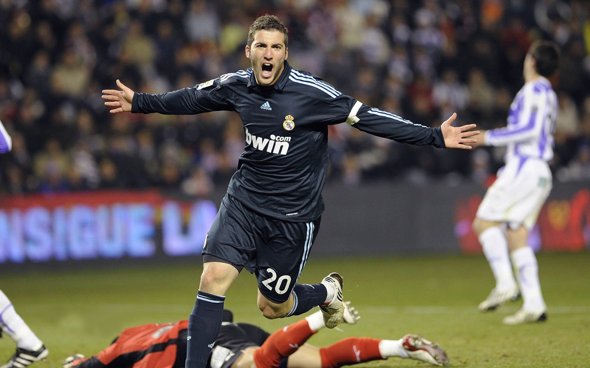 柏林赫塔对决霍芬海姆，德甲争霸之路，柏林赫塔比赛